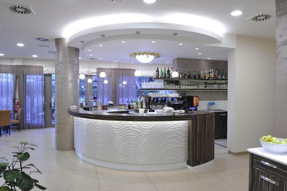 Hotel Lido Bibione Beach Екстериор снимка