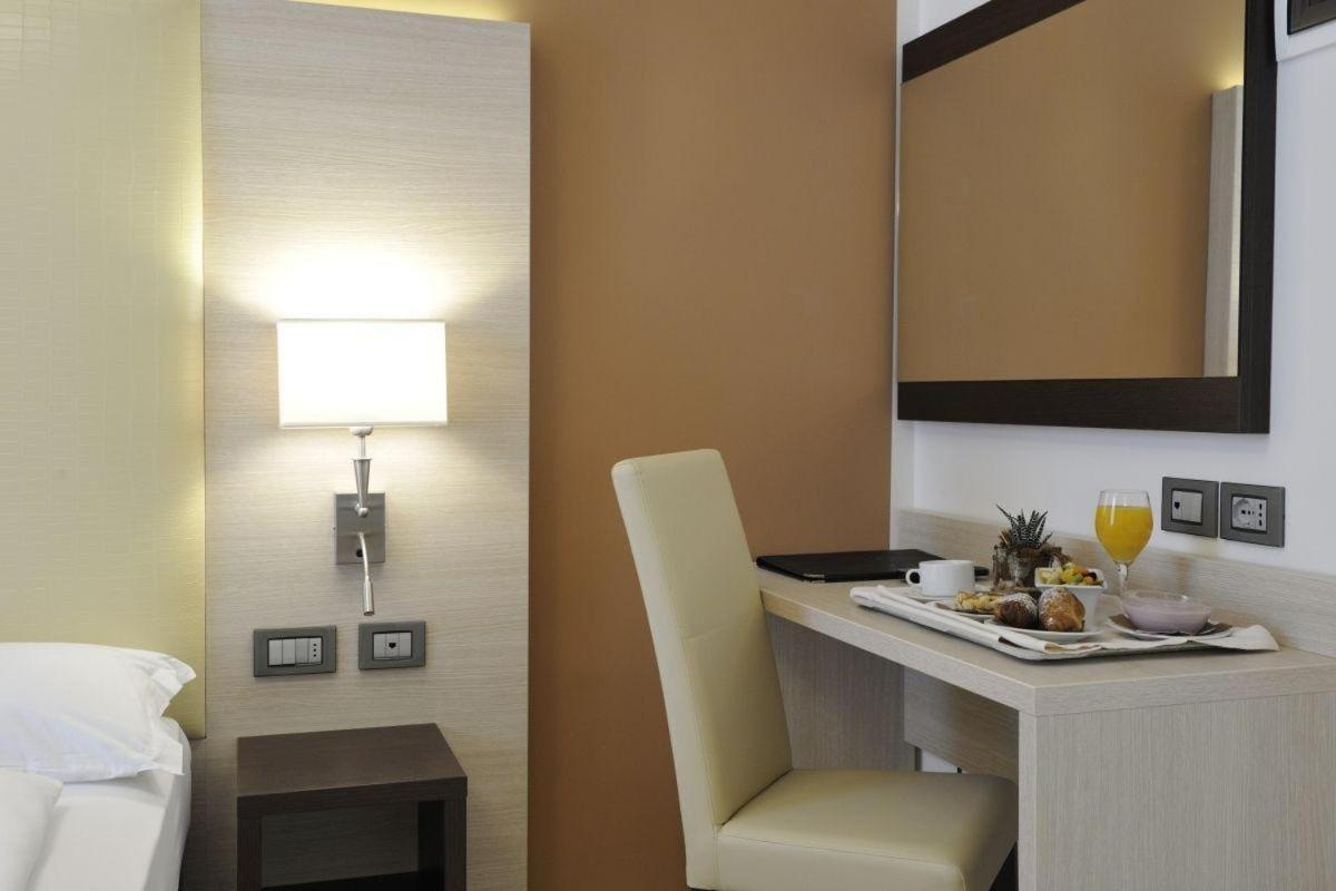 Hotel Lido Bibione Beach Екстериор снимка