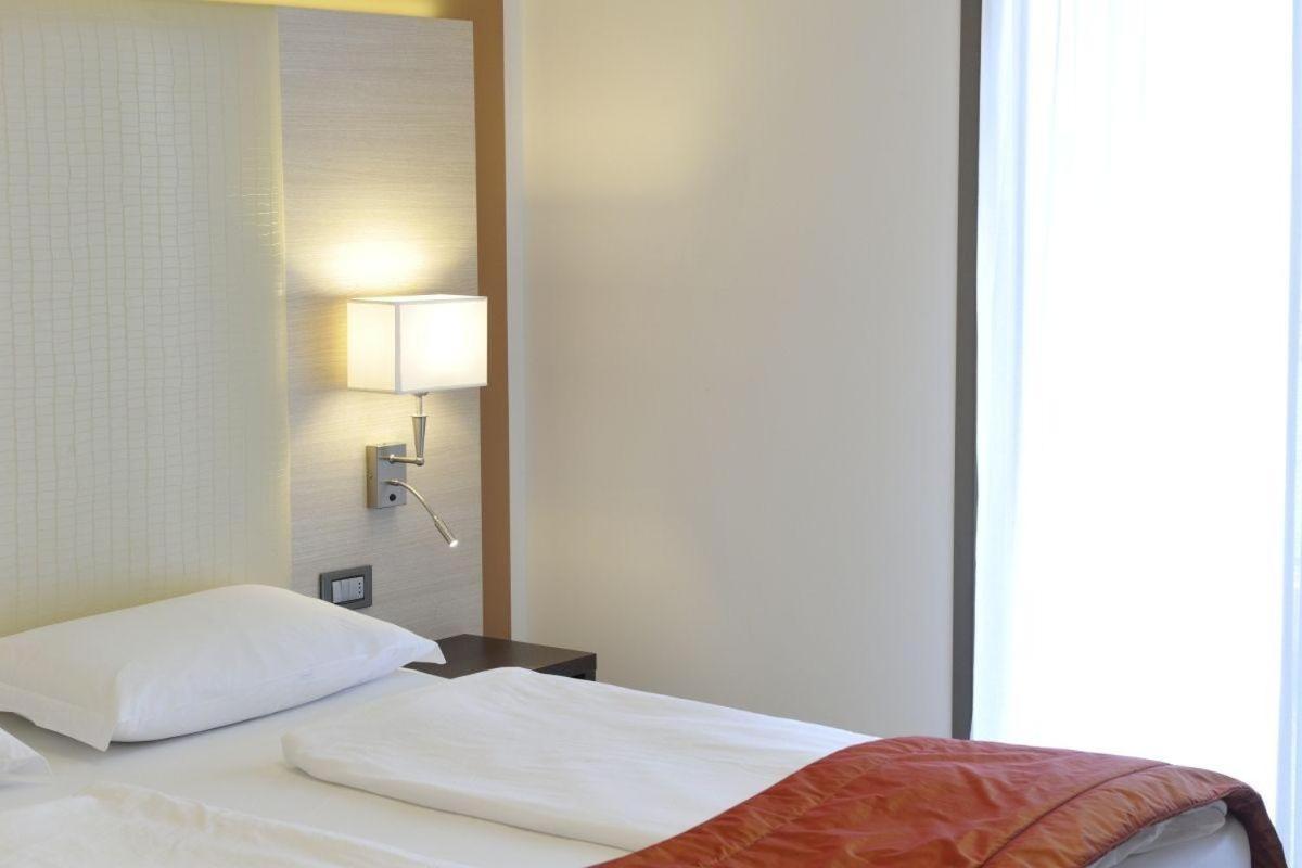 Hotel Lido Bibione Beach Екстериор снимка